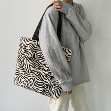 Load image into Gallery viewer, Handbags for Women Chain Shoulder Bag Open Zipper Design
