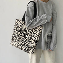 Load image into Gallery viewer, Handbags for Women Chain Shoulder Bag Open Zipper Design
