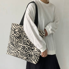 Load image into Gallery viewer, Handbags for Women Chain Shoulder Bag Open Zipper Design
