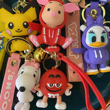 Load image into Gallery viewer, Buy 5pcs, And Get 6Pcs, Men Women Boys Girls Silicone Cute Cartoon Animal Key-chain Creative New Year Gift Doll Car Key Pendant Metal Key Ring- Decorate your hand-bag, Purse, kids backpack, And Safeguard Your Keys
