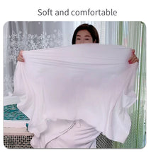 Load image into Gallery viewer, ﻿iLilace Disposable Large Coin 70x140cm Bath Towel White Soft Bath Wipe Portable And Breathable Thick Bath Cloths For Travel Hotel Business Trip
